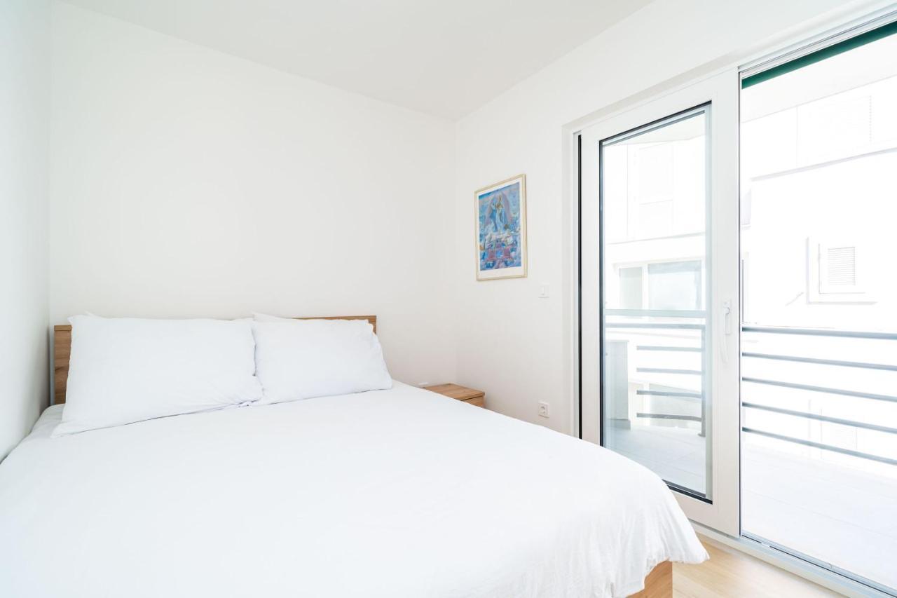 Apartment Villa Claudia ดูบรอฟนิก ภายนอก รูปภาพ